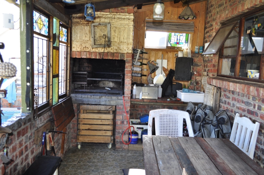 4 Bedroom Property for Sale in Noorsekloof Eastern Cape